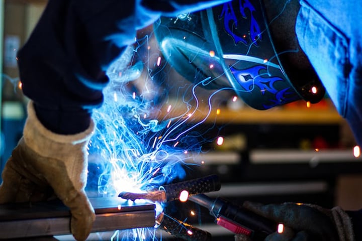 Electric welder